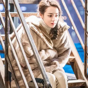 

2018 female cute high quality Star with the same paragraph loose long Faux Fur Hooded causal Plush thickening long Faux Fur