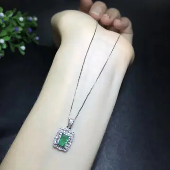 

Qi Xuan_Fashion Jewelry_Colombia Green Stone Rectangle Jewelry Set_S925 Solid Silver Jewelry Set_Factory Directly Sales
