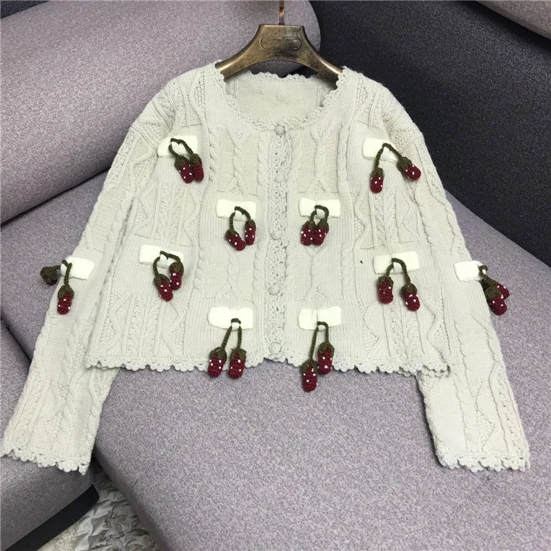 

Luxury Designer Brand Knitted Cardigans for Women O Neck Vintage Hand Woven Three Dimensional Strawberry Bow Knitted Sweater