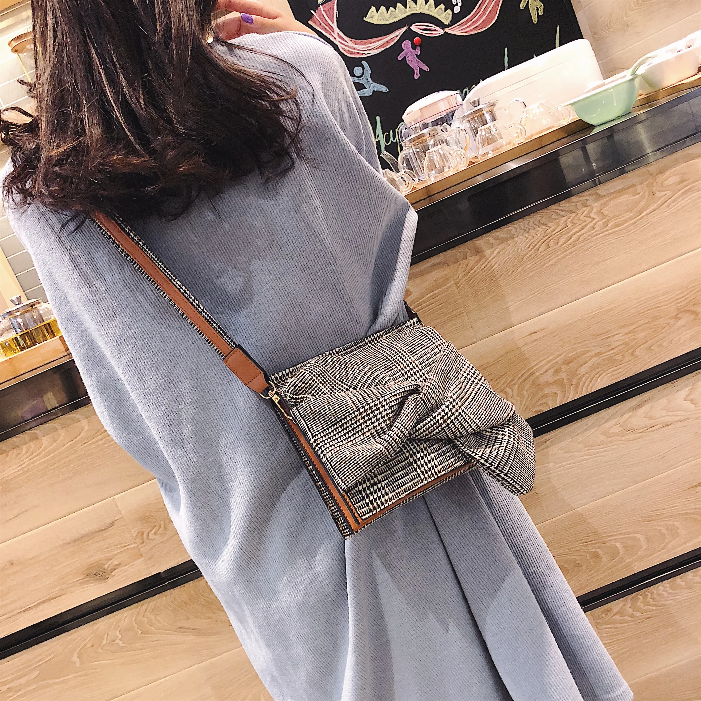 MANFUNI винтажная нейлоновая сумка на плечо для женщин Корейская версия завязанной сумки через плечо женская клетчатая маленькая квадратная сумка