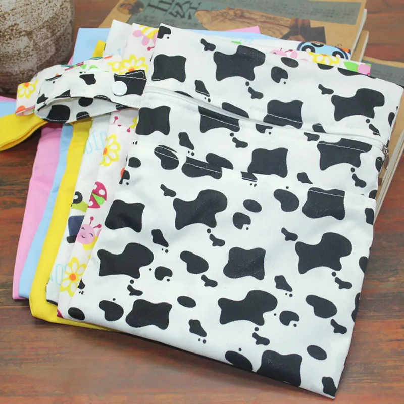 

New Reusable Waterproof Zipper Double Pocket Baby Cloth Diaper Bag Baby Diaper Storage Bag Cloth Handle Wetbags 25*20cm