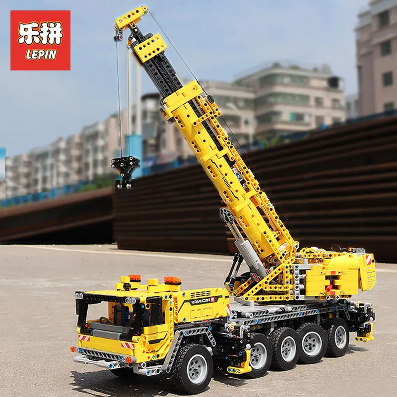 

2606 Pcs Lepin 20004 Technic Series Motor power mobile Crane Mk II Model Building Blocks Bricks LegoINGlys 42009 Birthday Gifts