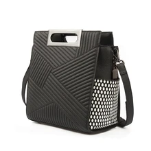 Женская Стеганая трапециевидная сумка из натуральной кожи, модная сумка через плечо и сумочка с карманами в горошек с металлической ручкой