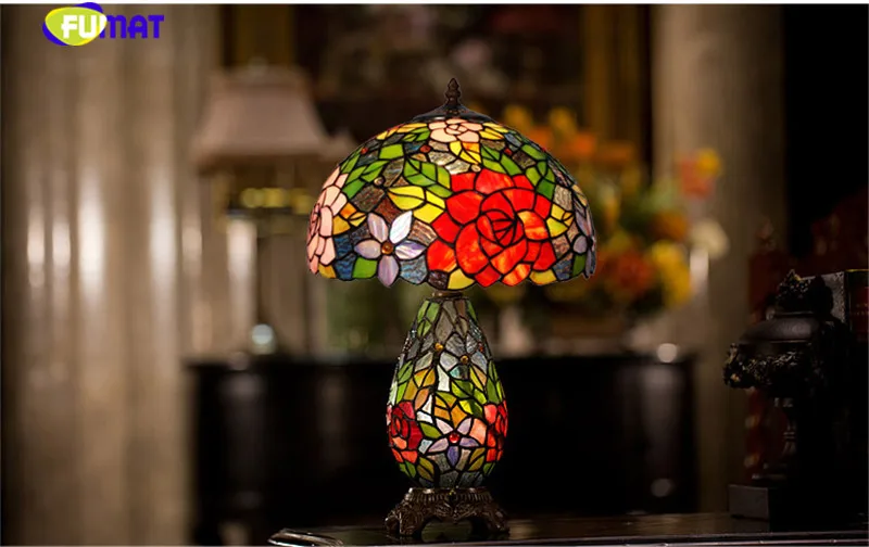 11 Tiffany table lamps