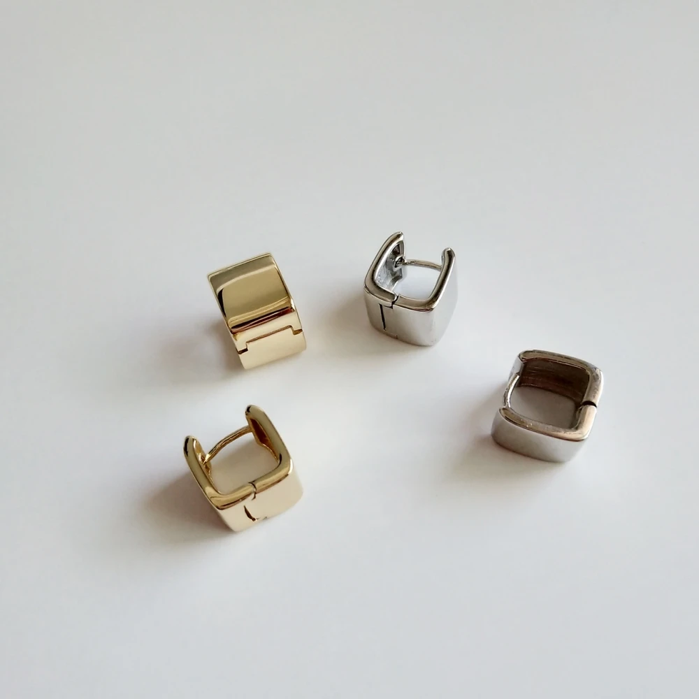 

Solid Sterling Silver 925 Punk Square Huggie Hinged Hoop Earring Tiny Gold Small Hoop Cartilage Buckle Earrings For Men Women