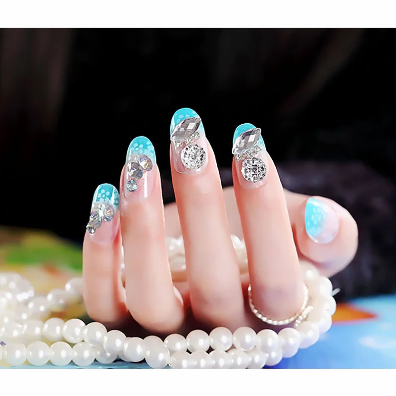 

24pcs/set Bride Full Cover Fashion Nail Art Tips with Glue 3D Shining Rhinestone Blue Color Fake Nail Women Trendy False Nails