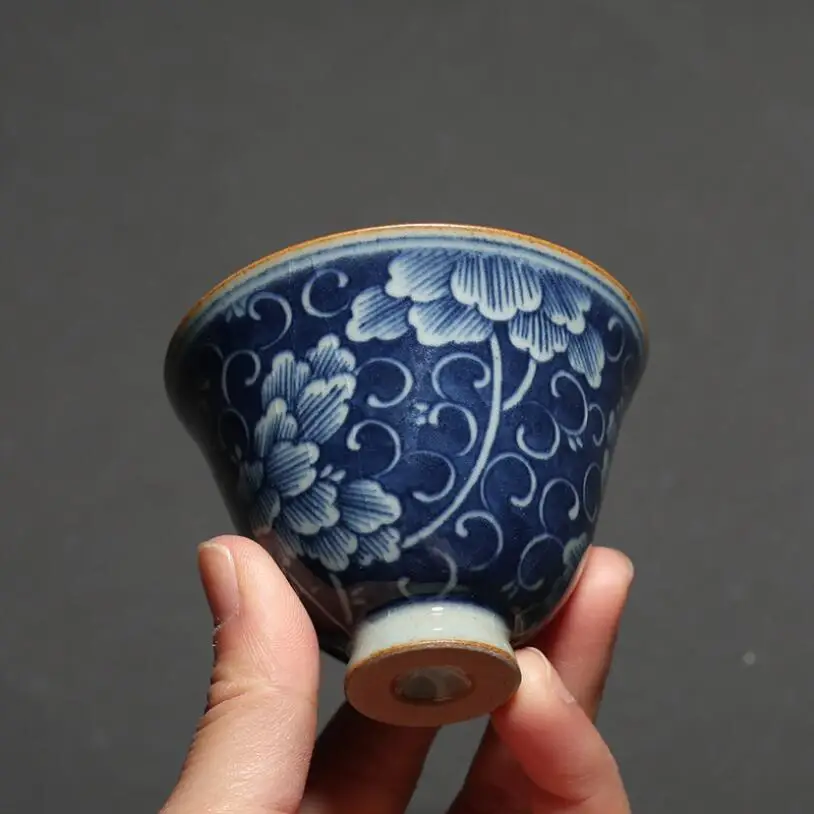 Передничек ручная роспись Винтаж белого и голубого цвета в мастер чашки Китайский Керамика Кунг чашки fu пигментированные крекинга чашки