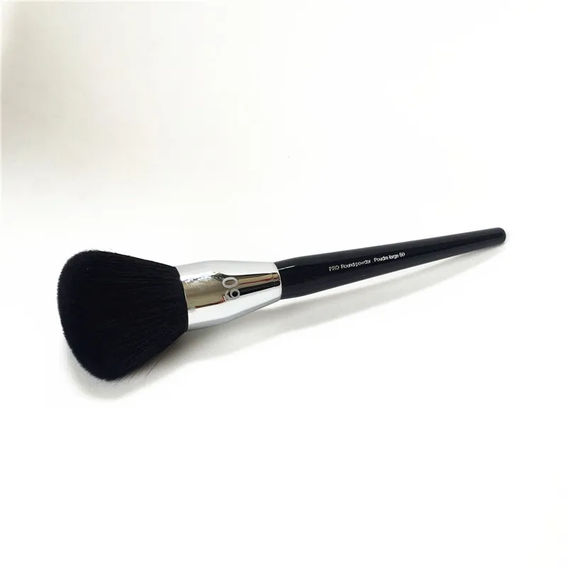 Pro Round Powder Brush #60 _ 1