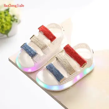 

2018 Fashion children summer LED boys shoes light sandals candy color girls glowing shoes 1-3-6 years old non-slip beach shoes