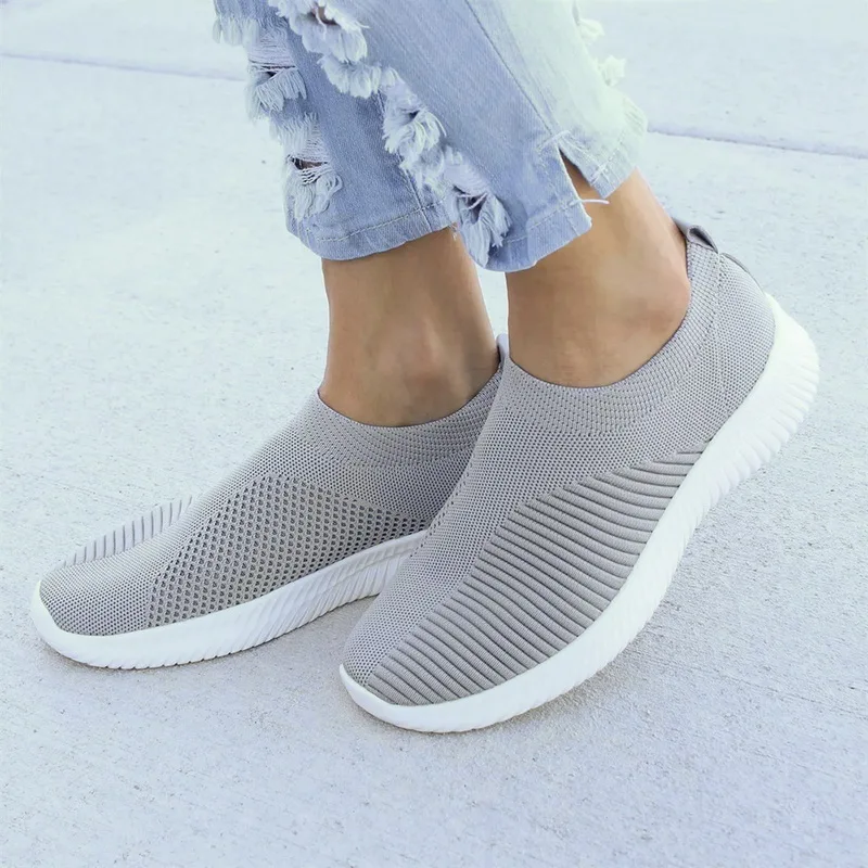 Loozykit Fashion Sneakers Women walking shoes Flat Shoes Slip On Sock Air Mesh Sneakers Flat Casual Shoes Big Size - Цвет: Gray