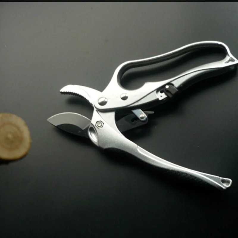 

TOSINO 1 PC Garden Pruning Scissor Shears Cutter Plant Scissor Garden Pruner Trimmer Tools Free shipping