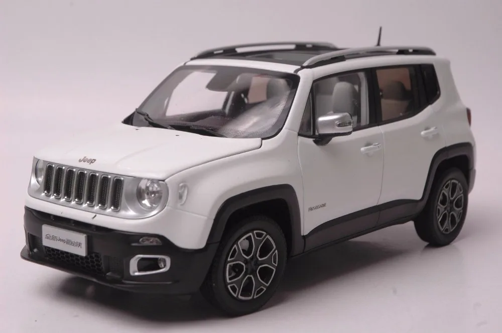 1:18 Модель литья под давлением для Jeep Renegade 2016 белый внедорожный игрушечный