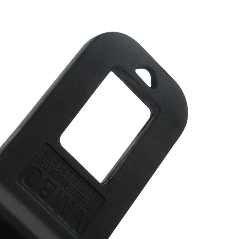 Car-Safety-Belt-Clip (2)