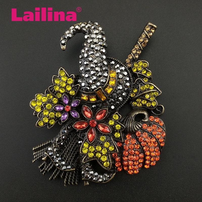 

1pcs/lot Pumpkin witch Halloween Brooch Pin Halloween Black Hat and Orange Pumpkin Broom Brooch Pin Halloween Gift