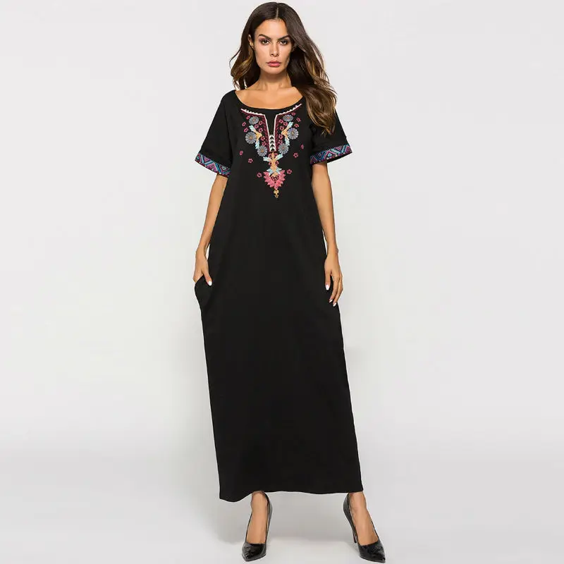 

2019 UAE Abaya Kaftan Robe Dubai Black Embroidery Muslim Dress Women Arabic Bangladesh Turkish Islamic Clothing Summer Dresses