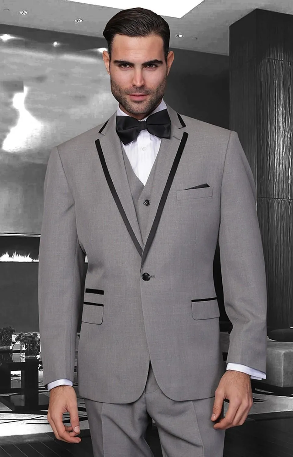 Venta Superior Por Encargo Gris Plata Esmoquin Para Trajes Para Hombre