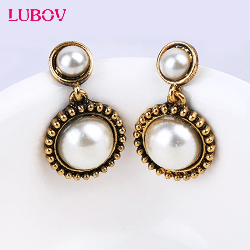 

Vintage Bohemian Style Imitation Pearl Stud Earrings Anti Golden No Allergic Piercing Earrings 2018 New Women Gift Jewelry
