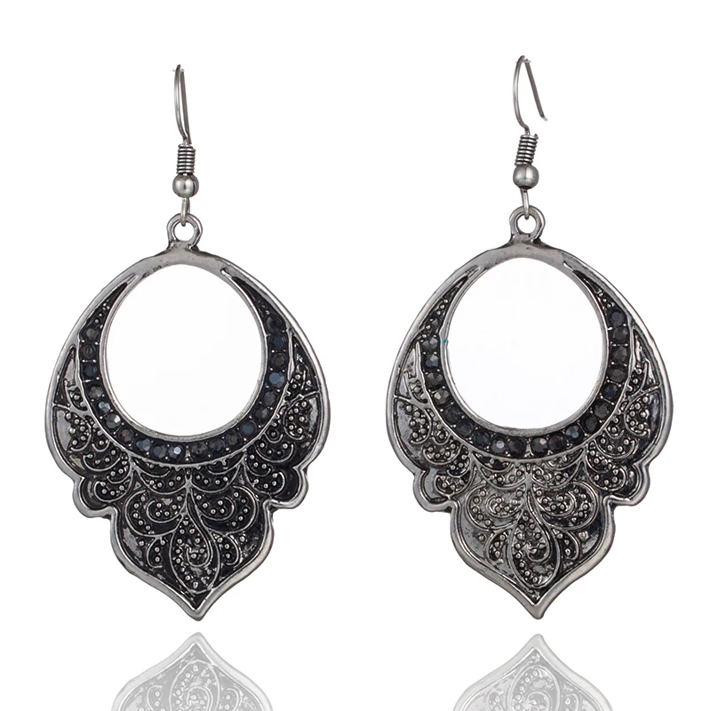 

Charming Black crystal leaf pattern earrings for women Vintage metal big hook dangle earring Fashion jewelry gift 2019
