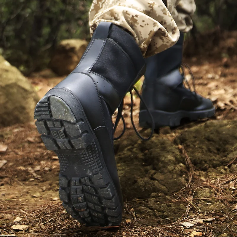 2019 New Luxury Desert Boots Men Outdoor Tactical Boots For Men Brand Designer Black Military Combat Boots Big Size Shoes Mens