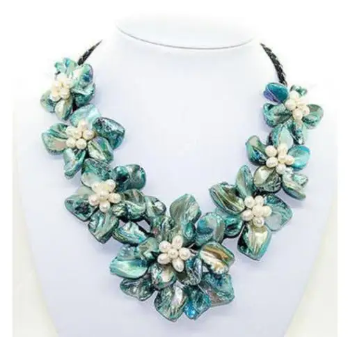 

Fashion AAA Handmade Freshwater Pearl Blue Sea Shell Flower Leather Necklace 18