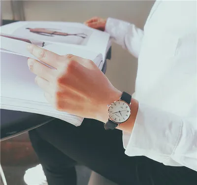 

Fashion 2018 trend student quartz watch version simple casual watch high quality