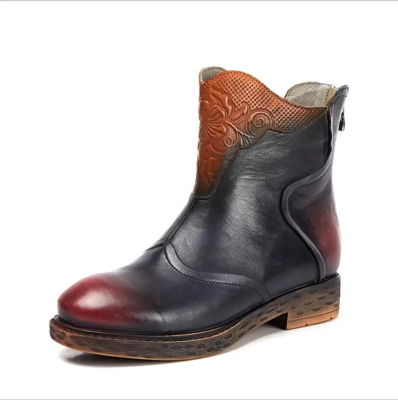 

CHAISHOU 2018 new Martin boots female retro embossed ethnic short boots handmade rub color leather Plus size women's boots