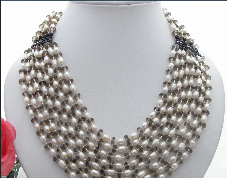 

Beautiful! White Pearl&Onyx&Crystal Necklace