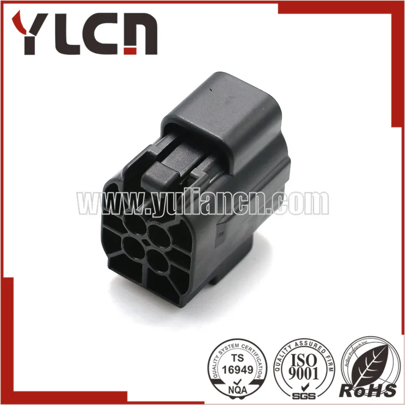 amp connectors