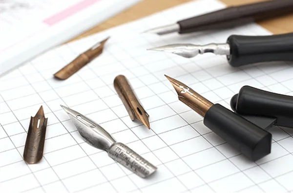 Spencerian сценарий copperplate Латиноамериканская английская каллиграфия Dip pen nib speedball hunt