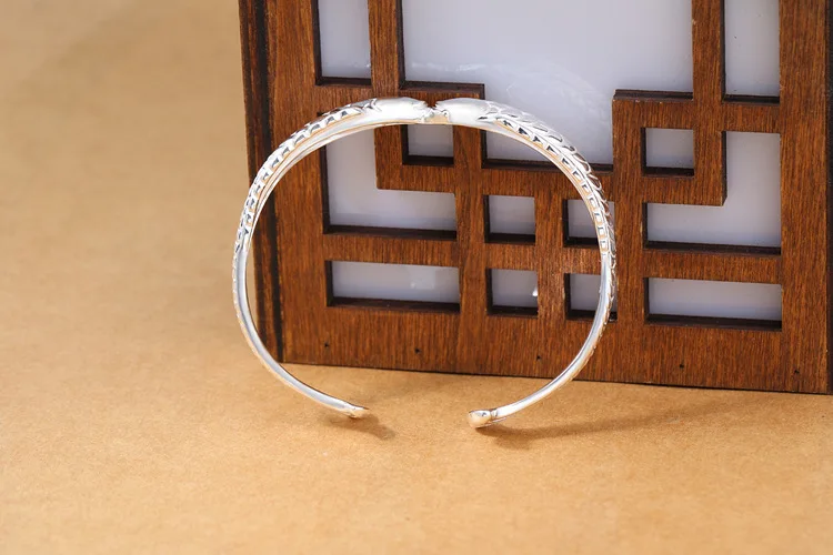 4478242110_1039125567