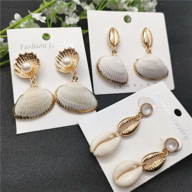

Exaggerated White Cowrie Shell Earring for Women Gold Color Imitation Pearl Statement Drop Earring Fashion Geometric Brincos
