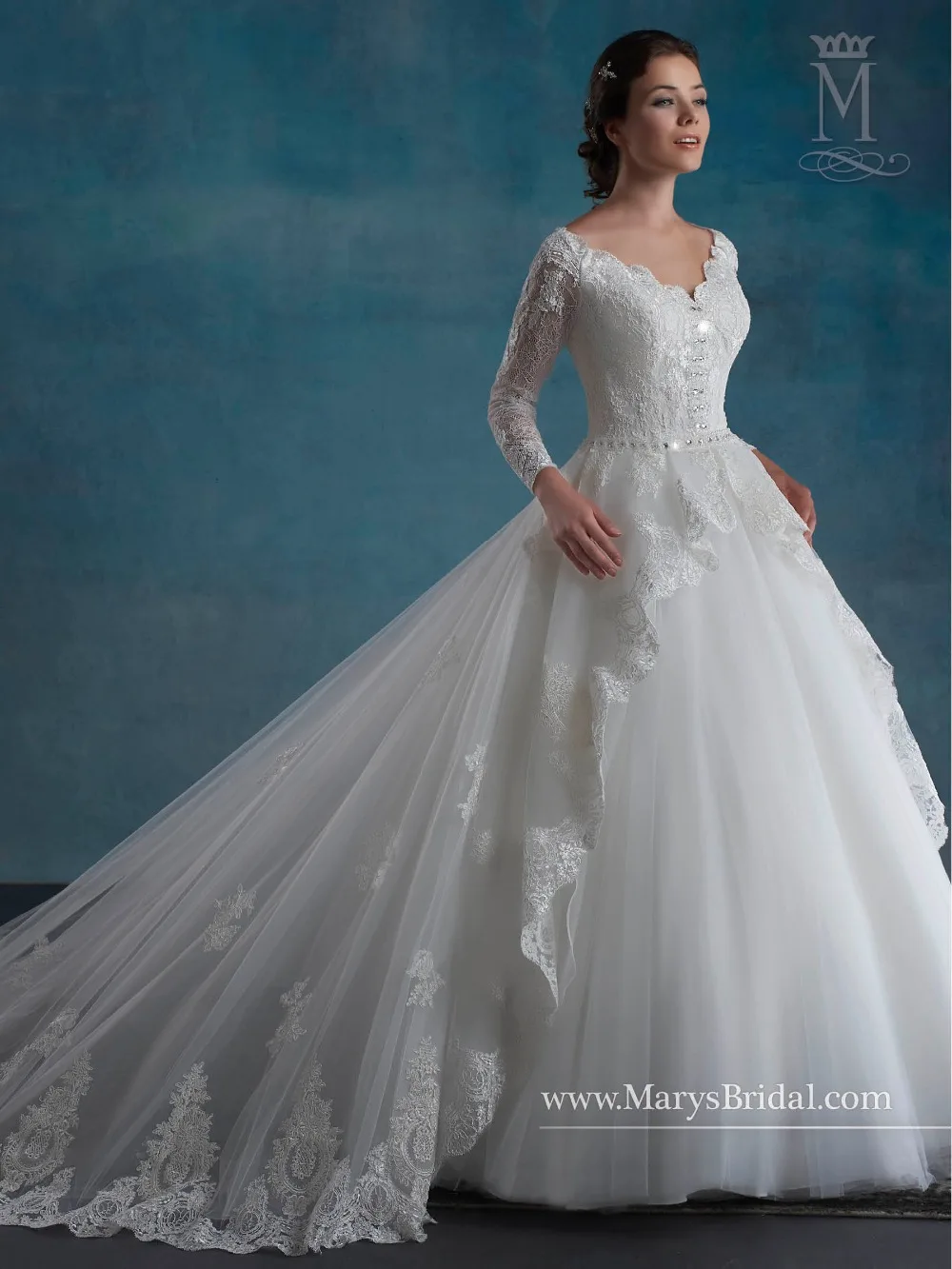 White Wedding Dresses 2017 Full Sleeves Lace Bodice Basque Waist