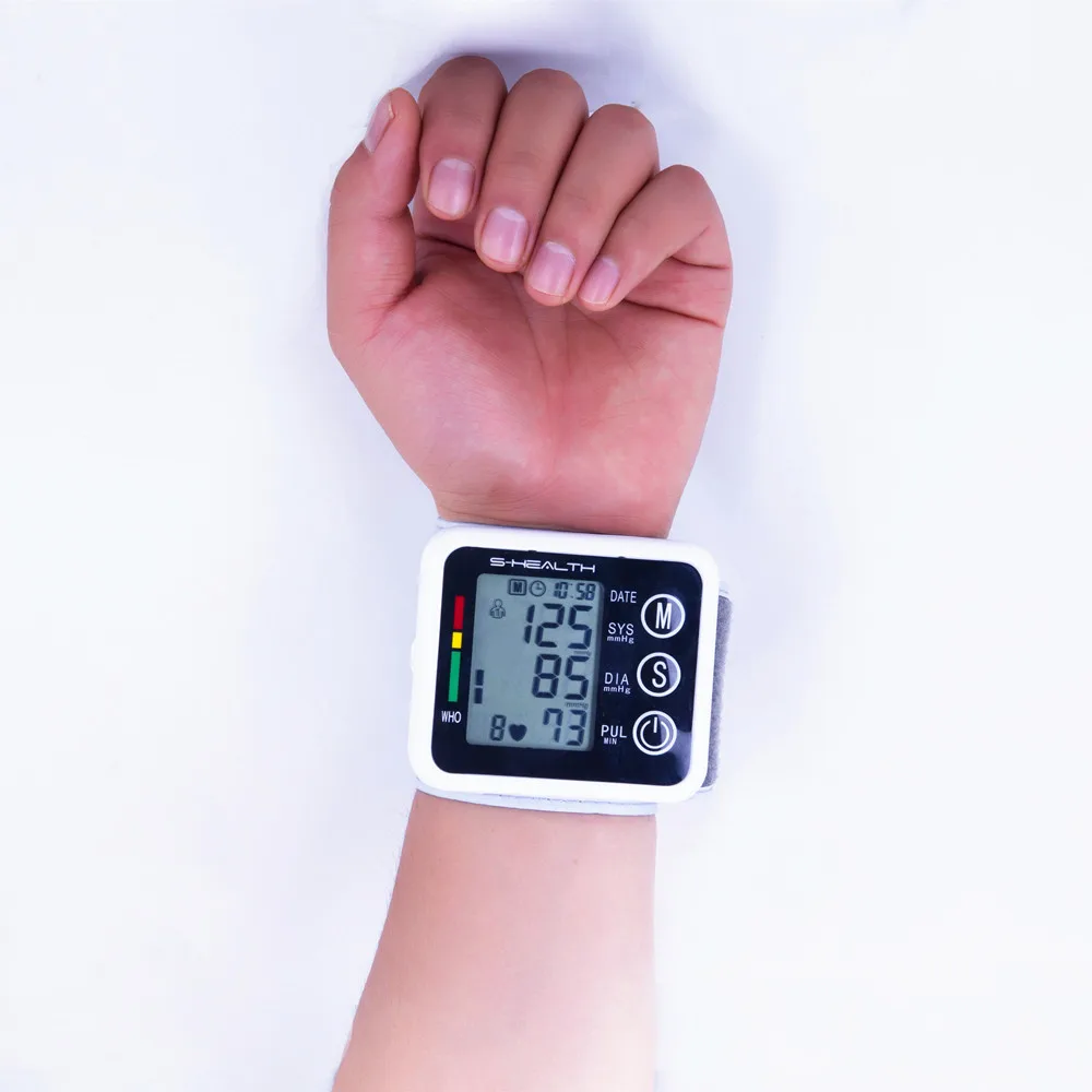Best Seller 2017 New Health Care Germany Chip Automatic Wrist Digital Blood Pressure Monitor