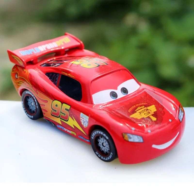 Disney Pixar Cars McQueen Race Car métal GRATUIT Stickers 1:55 Diecast Loose Choisir 