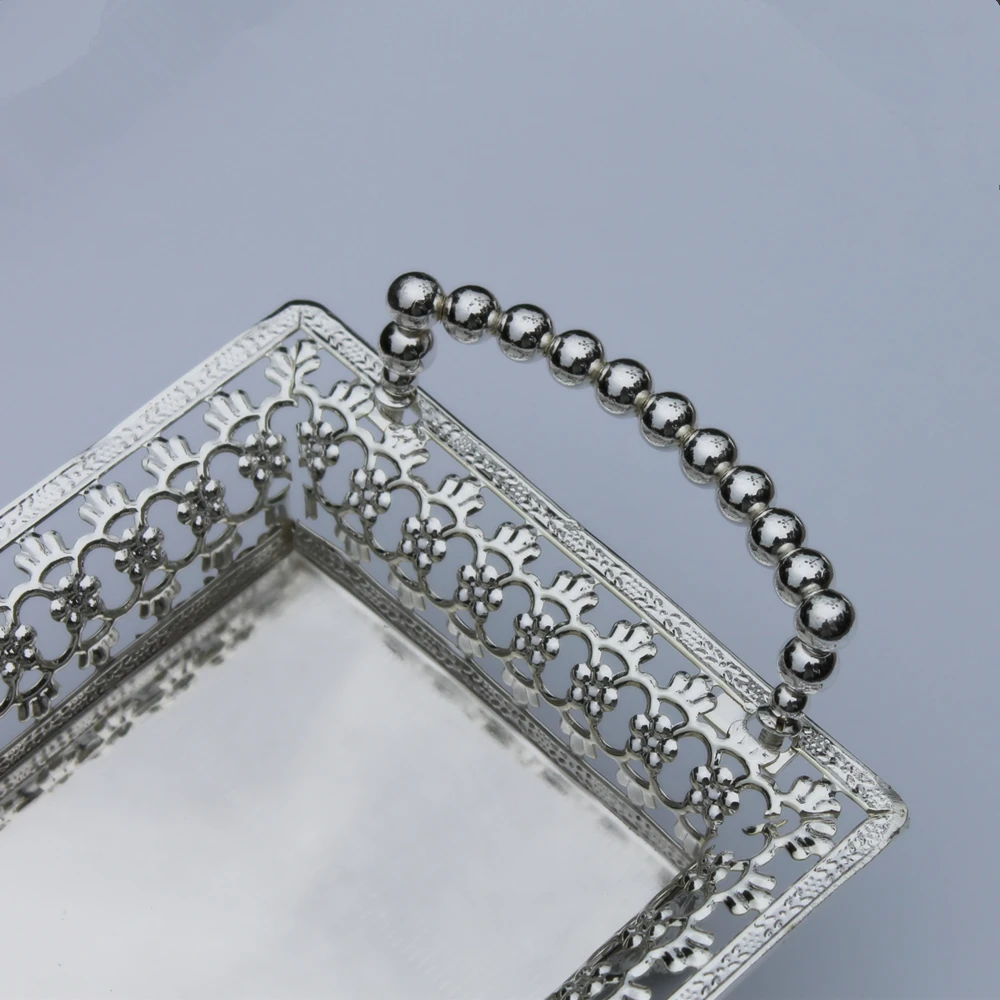 Luxury Shiny Silver Finish Metal Tray Hollow Snack plate Cake Stand