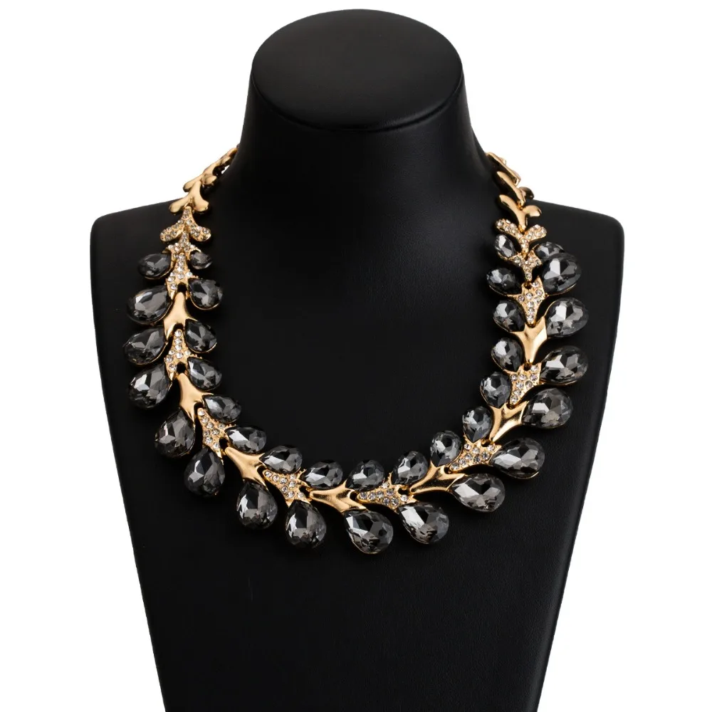 statement necklace (3)