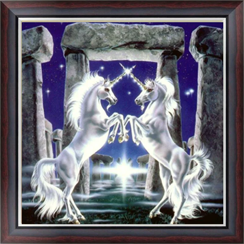 

5D DIY Diamond Painting Unicorn Horse Pattern Round Diamond Cross Embroidery Rhinestone Embroidery Mosaic Decoration Gift