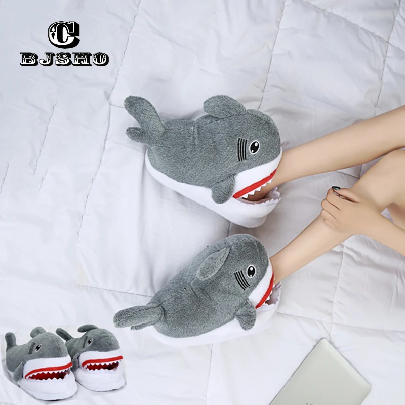 Meilleur CBJSHO Unisexe Hiver Animal À Fourrure Pantoufle Chaud Fond Mou Accueil Intérieur Hommes Femmes Requin Forme Pantoufles En Peluche Licorne Pantoufles