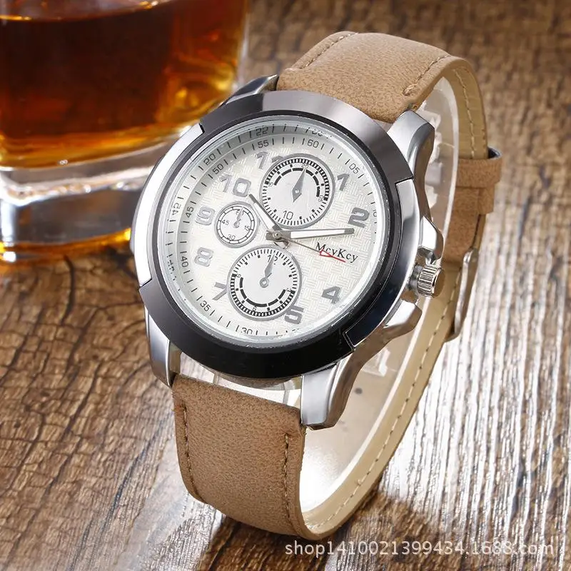 

Simple business casual men's quartz watch