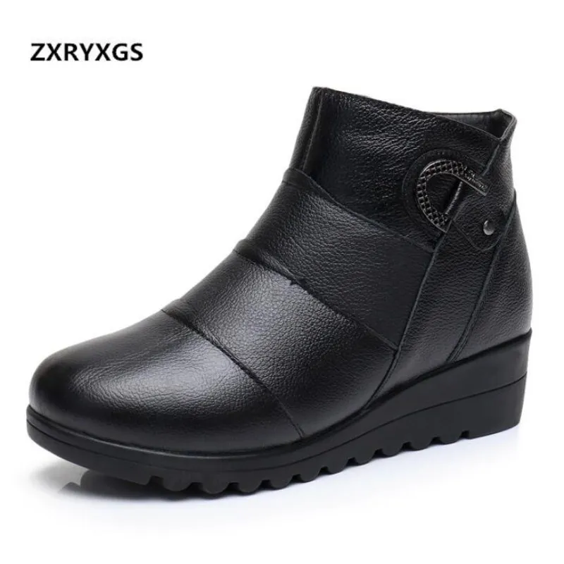 

ZXRYXGS Brand Shoes Woman Plus Velvet Warm Snow Boots 2018 New Winter Middle-aged Women Boots Casual Shoes Genuine Leather Boots