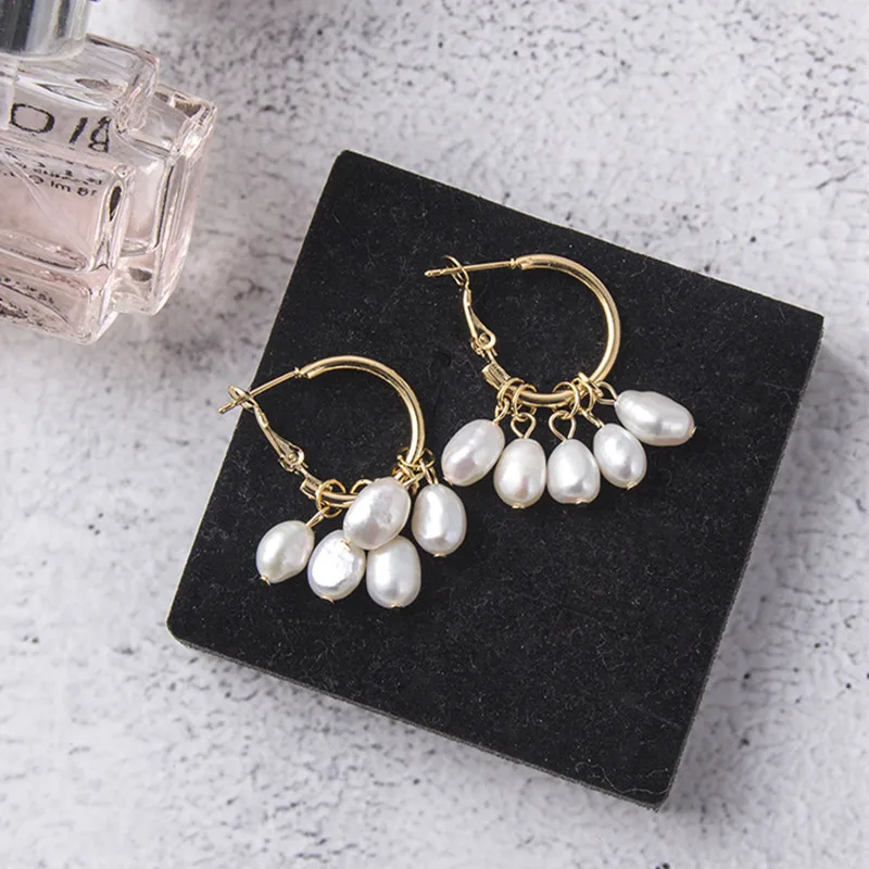 

Elegant Metal Circle Charm Pearl Pendant Temperament Tassel Drop Earrings for Women New Fashion Personality Brincos 5B2025
