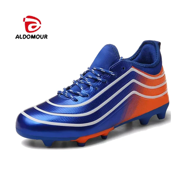

ALDOMOUR 2018 Spring Soccer Boots For Men Sneakers Futsal Breathable Comfortable Antiskid And Wear-resistant Slow Shock LLZ