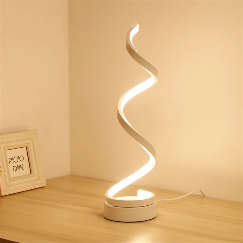 Northern Europe Modern Creative Concise White/Gold Table Lamp Bedroom