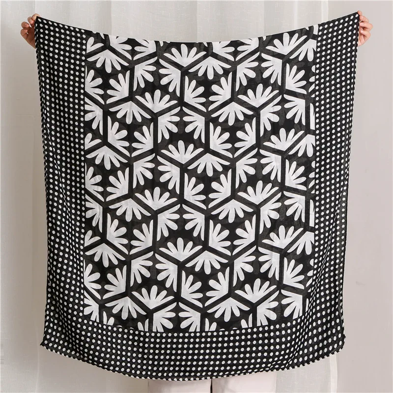 

2020 New Black White Dot Floral Viscose Hijab Scarf Maxi Wraps Scarves Headhand Shawls Muslim Long Islamic Autumn Winter Scarves