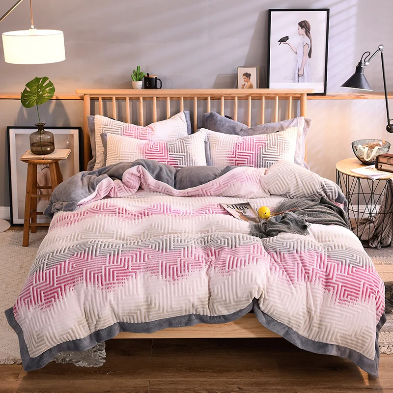 Fleece fabric Bedding set Queen King size Embossed Bed set Multicolor