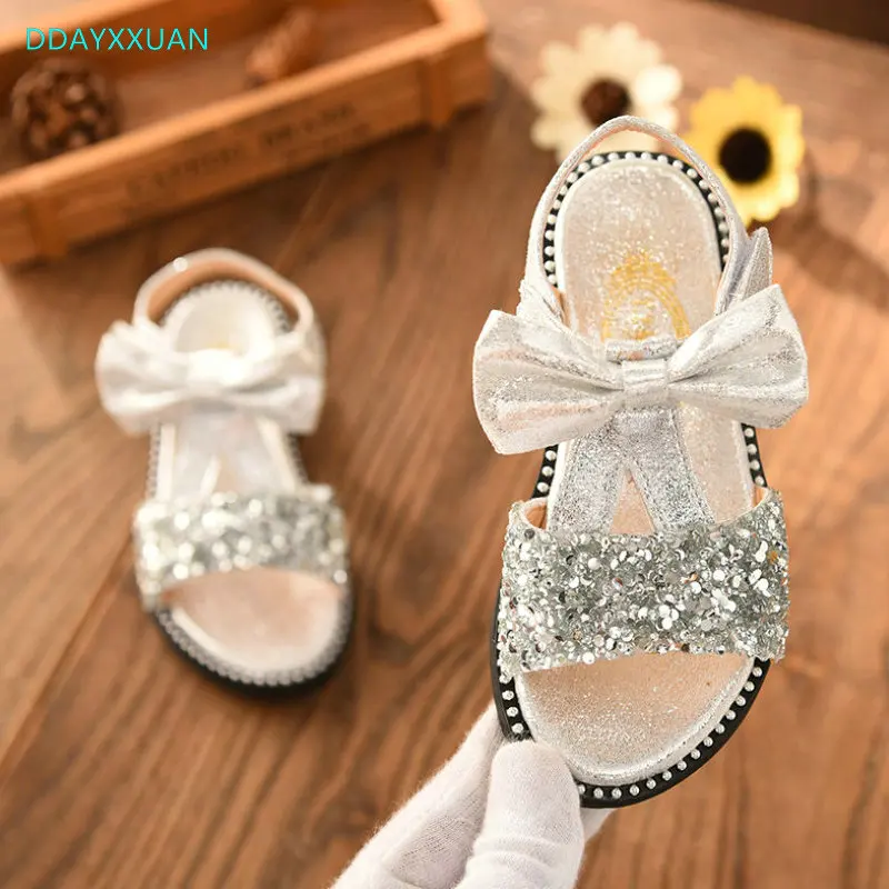 

Girls Princess Sandals New Summer Crystal Sandals Girls Shiny Summer Shoes Children Beach Sandals For Girls party Shoes with Bow