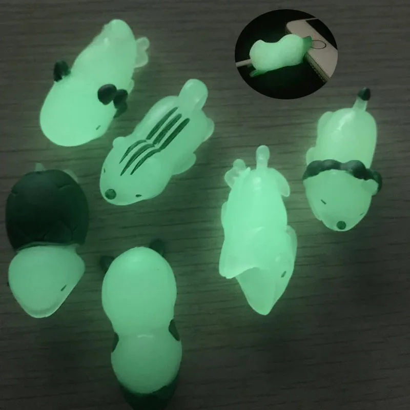

3pcs/set Glow in the Dark Toys Luminous Funny Cute Animal Bite Cable Protector for Phone Charger USB Cable Cord Accessory
