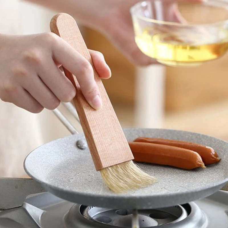2Pcs Wood Handle Pastry Brushes Baking Barbecue Basting Brush Natural Bristle Oil Butter Brush BBQ Aid Picnic Cooking Utensils (4)