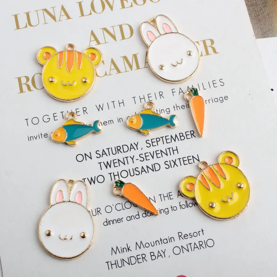 

10pcs Fashion diy enamel fish carrot bunny cat charms for bracelet, handmade metal alloy rabbit pendants dangle jewelry making
