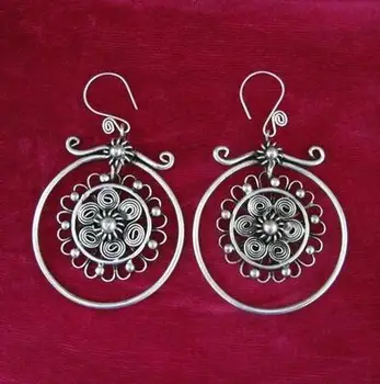 

Selling Jewelry>>Guizhou handmade Miao silver jewelry personalized earrings classic large circle flower earrings